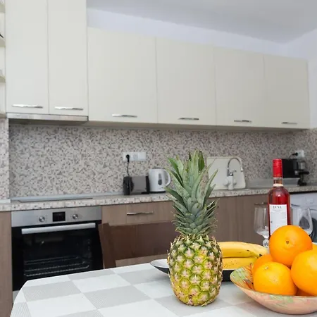си-йони Si-yoni Apartment Nesebar